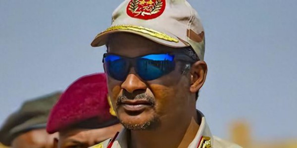 从民兵武装发展成大军阀，连中央政府都害怕，苏丹西南王有多强？
