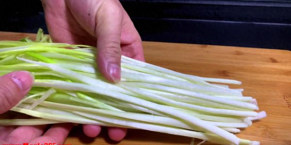 惊蛰后，使劲吃这菜，一周3次，疏肝调气、清血管，不吃就亏大了