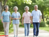 走路才是最有效运动？科学家：每天至少走4967步，尤其是老年人！