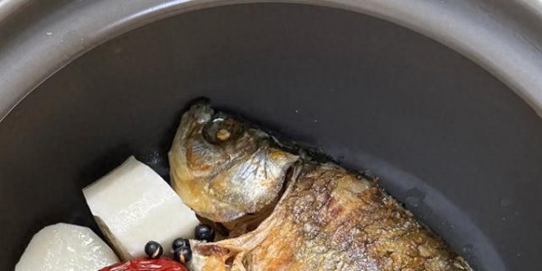 肾气不足夜尿多别犯愁！常喝这一碗，晚上不起夜，一觉睡到天亮