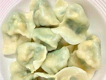 春天使劲吃，一通便、二护眼、三补阳气，春天包饺子，真是太香了