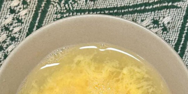 每天一碗“开水冲鸡蛋”，坚持半年后，3大变化让同龄人追不上你