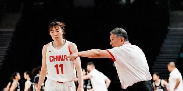 逆天篮球！80-85惜败韩国！中国女篮全场0记三分，这短板太致命！