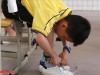 被央视多次曝光“毒童鞋”! 伤大脑致性早熟，你家孩子还在穿吗？