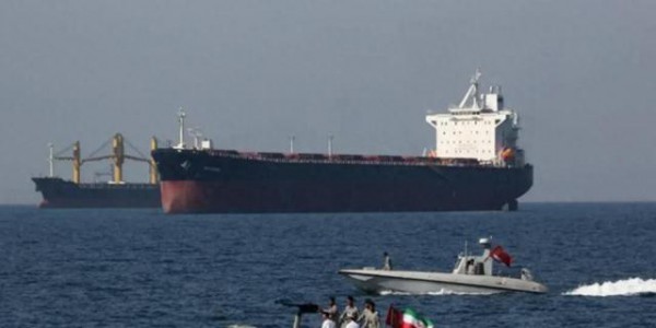 打不过伊朗，就逼中国？美财长露出了真面目：中国不准买俄伊石油