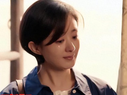 曝赵丽颖紧急送医不到24小时，荒唐的一幕发生，官媒早有警告