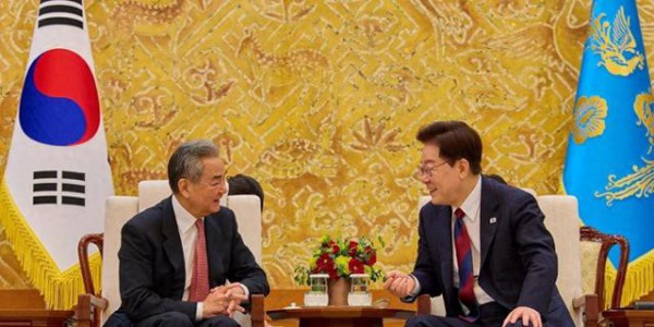 访问被取消，先拿韩国开刀，中方杀鸡儆猴，多国陆续对台重拳出击