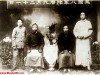 1919年父亲毛顺生50大寿，毛主席同父亲弟弟合影，这是唯一合影