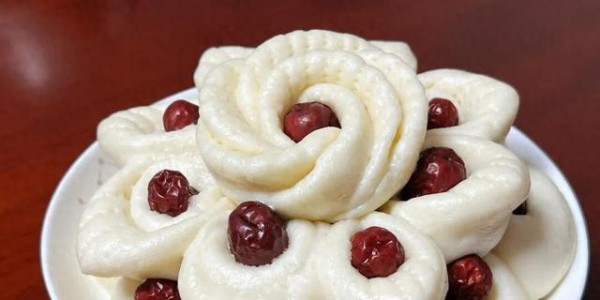 过年蒸花馍，蒸出新年好彩头！家常枣花馍零失败教程，新手轻松做