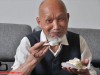 医生发现：老人若减少吃甜食，用不了多久，身体或有4大变化！