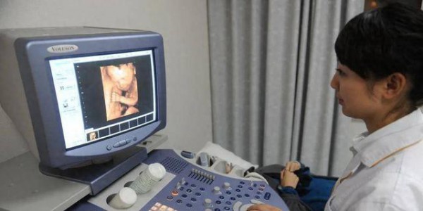 全家健康为啥产检查出胎儿畸形？医生：致畸时间线碰上畸形元凶