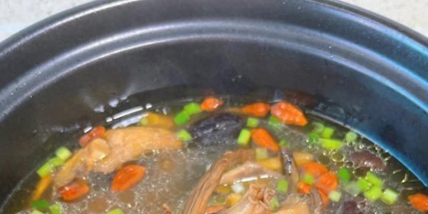 “早小雪，冻死老牛；晚小雪，秋衣过冬”，今年小雪是早还是晚呢