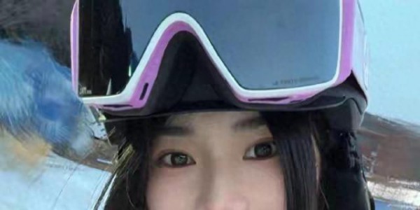 大年初一美出圈！国乒美女王添艺晒滑雪视频，网友：别诱惑孙颖莎