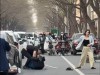 男子维护小三当街殴打父母，画面曝光网友愤怒，知情人透露细节