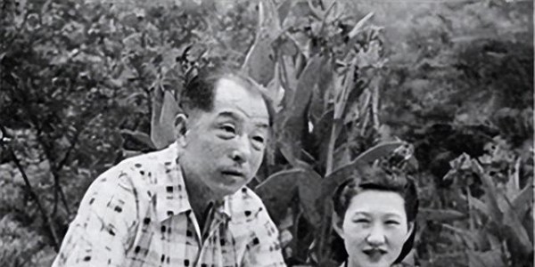 1955 年，43岁赵四小姐在台湾软禁期间留影，体态丰腴，气质不凡