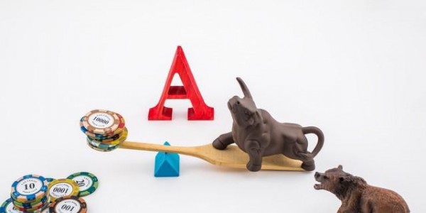 股民一定要做好心理准备了，接下来一周，股市或将再演19年历史！