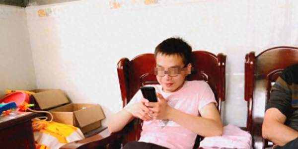 男子自驾青海失联后续：行车记录曝光，警方介入，四疑点细思极恐