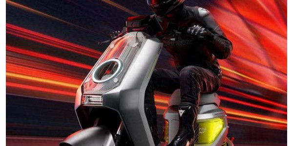 全球首款AI智能两轮电动车小牛NXT2上市，5299元起