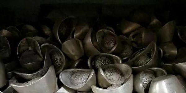 清末的白银是如何流干的？赔款、鸦片、贸易逆差三重失血！