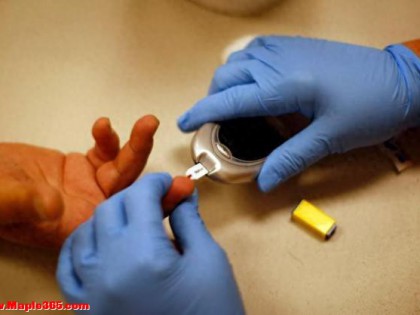 65岁男子，坚持喝黄芪泡水，降压降血糖，半年后，身体状况如何？