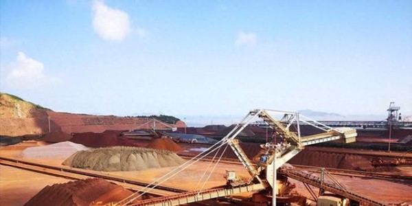 憋屈30年，中国终于掀桌子！一纸退货令甩出，澳洲巨头彻底慌神