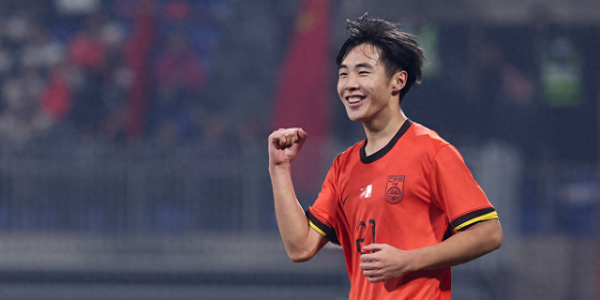 4-0！中国队5战全胜，42进球0失球，强势晋级亚洲杯，邝兆镭2助攻