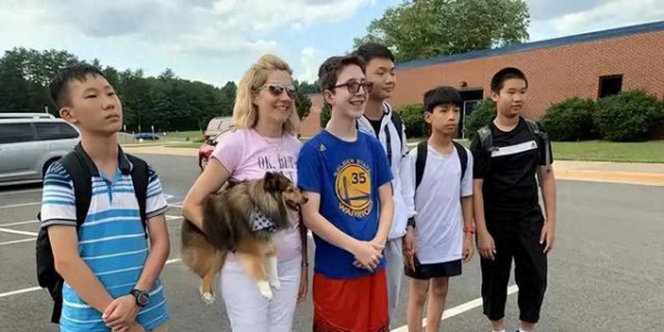 从历史的角度解读，美国为什么还没有崩溃？他们离崩溃还有多远