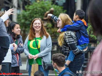 大批美国游客涌入中国，回国后感慨：客观对比，中国比美国强太多