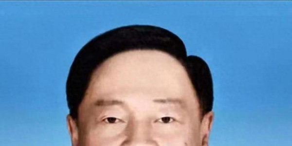 军队反腐挥利剑斩蛀虫 喝兵血者必惩大快人心