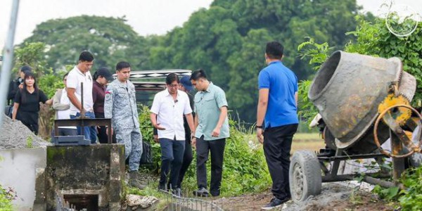 5450亿大雷引爆菲律宾，老拿中国来引火，小马科斯终于把自己炸了