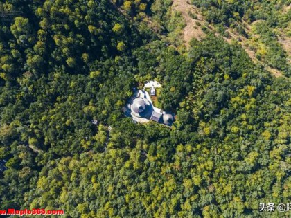在鸡足山拍到一处神秘建筑，问路边摆摊大姐，听闻答案后大吃一惊