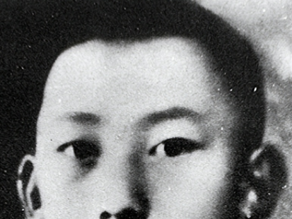 1976年陕西农村挖出无名遗骨，8年后中央证实：是毛主席亲侄子