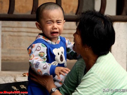 我发现老一辈人带娃最本质的问题，是不把孩子当人