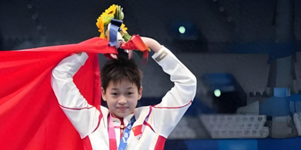 19岁全红婵含泪发声：希望大家不要再骂我了，朋友和我渐行渐远！