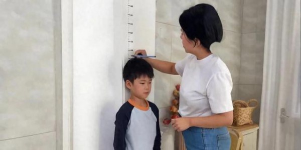 立春后一定逼孩子长高！父母狠心做好这4点，坚持1个月就够了！