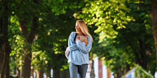 苏州一男子为控制血糖，每天坚持走路9000步，半年后他的身体咋样