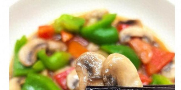 初四吃4样，一年运气旺。大年初四是“求财日”，这4样记得吃