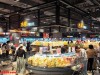 你有没有发现，超市开始扎堆卖熟食了，熟食区成了超市“标配”