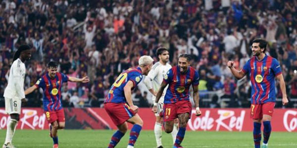 3:2！2:2！足坛疯狂夜，巴萨击败皇马夺冠，国米遭那不勒斯逼平