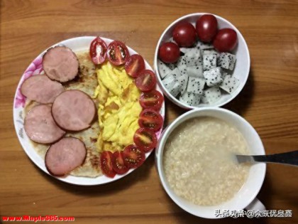 5种最伤娃的早餐，越吃越矮！1年长高11cm的孩子早餐怎么吃？