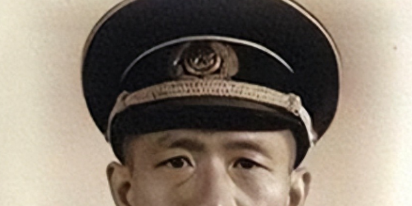 开国中将周希汉的妻子有多美？眉清目秀风姿绰约，美艳不可方物！