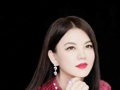 前夫被抓不到1个月，李湘步入闫学晶后尘，遭殃的何止女儿王诗龄