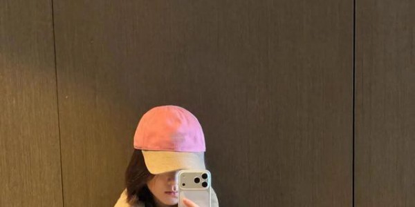 软萌酷妹赵今麦！自拍穿搭太心动了