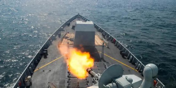 李在明还没踏上访华飞机，解放军突然划下落弹区，军演位置很特殊