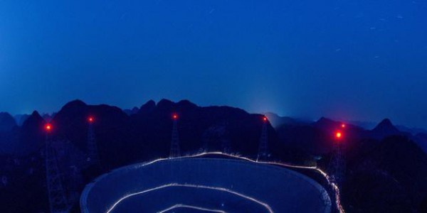 中国天眼曾50天记录1652次重复信号！是外星文明吗？10年后再升级