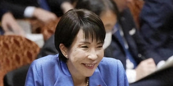 高市早苗连续2天喊话中国，承认自己该反思，希望与中方高层对话