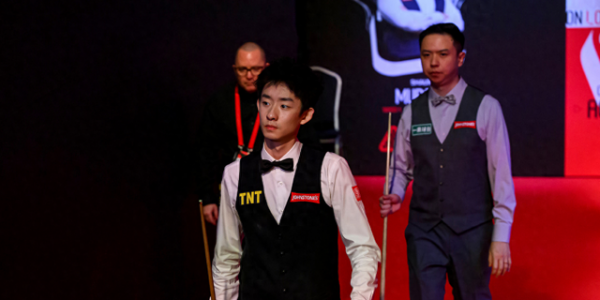 斯诺克一夜 中国双喜临门：赵心童重大突破 7分07秒轰147 吴宜泽夺冠