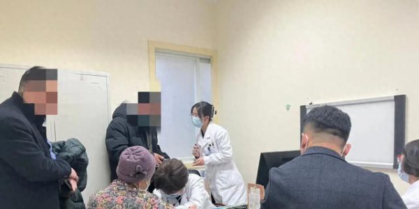 清明前后慢阻肺最怕这“三件事”！做好这几点，呼吸顺畅一整年！