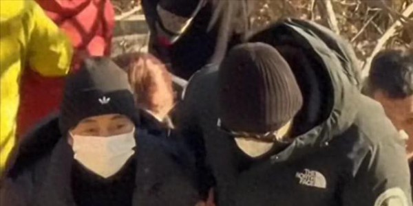 婚变传闻后，罗晋携任素汐与母亲去祈福，撕碎了唐嫣最后一丝体面