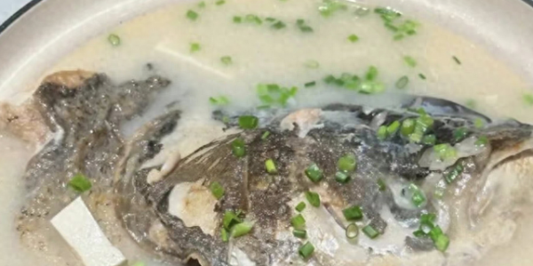 二月二，理发店忙疯了，但懂行的人都在厨房里藏着“顶级运势”